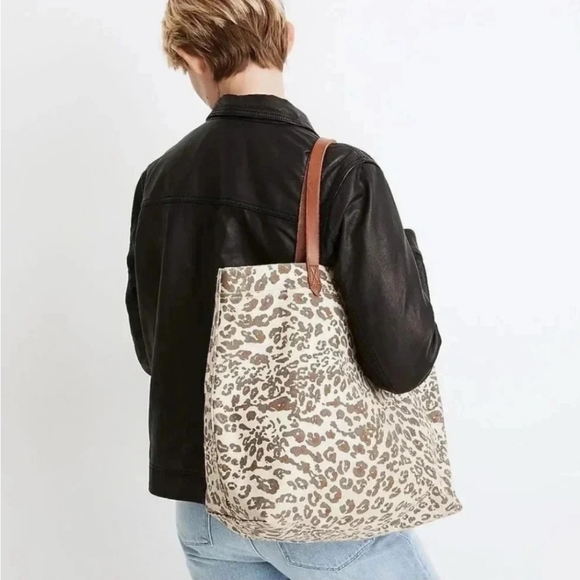Madewell Leopard Print Canvas Tote - Picture 1 of 6